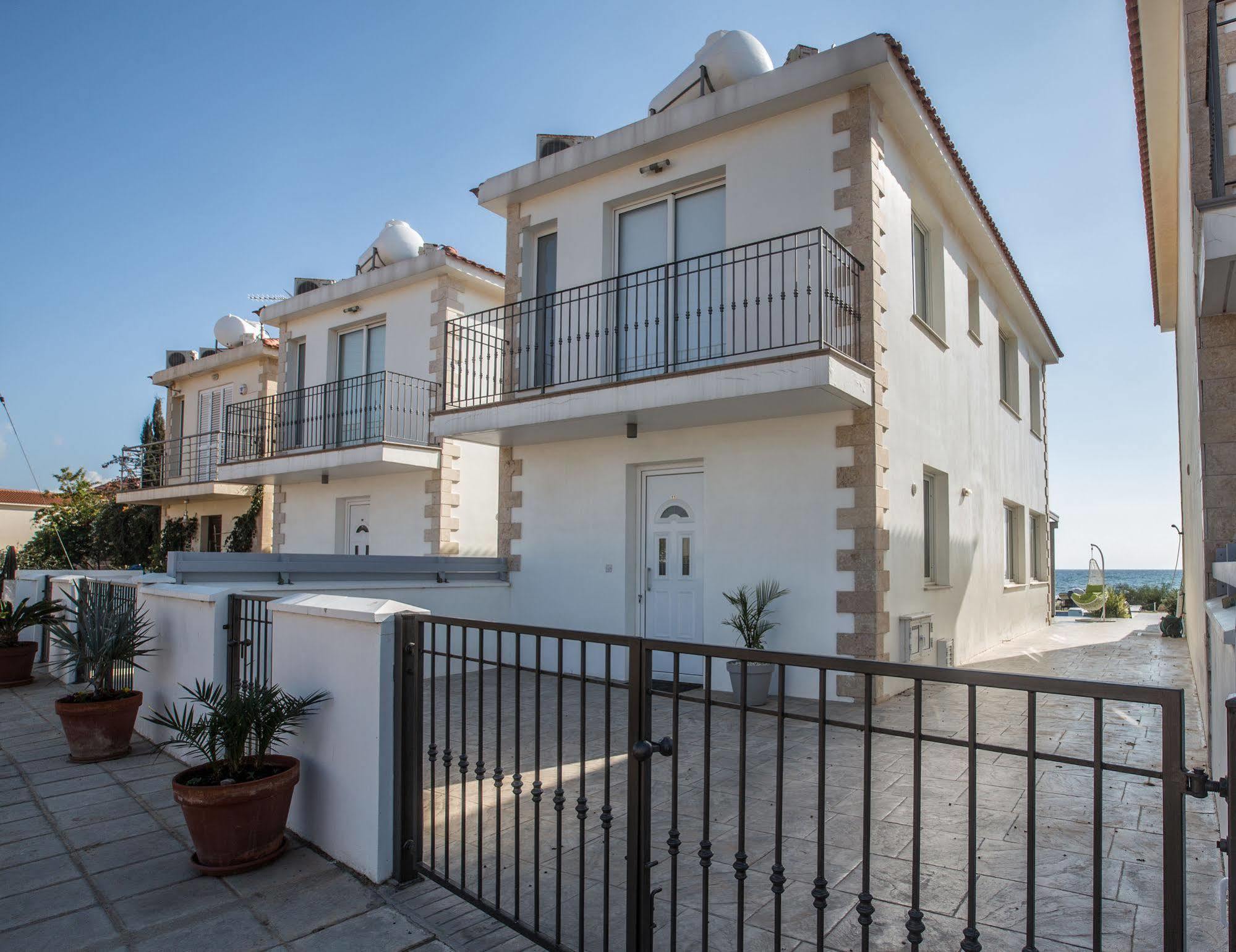 Gorgona Villas Ayia Napa Exterior foto