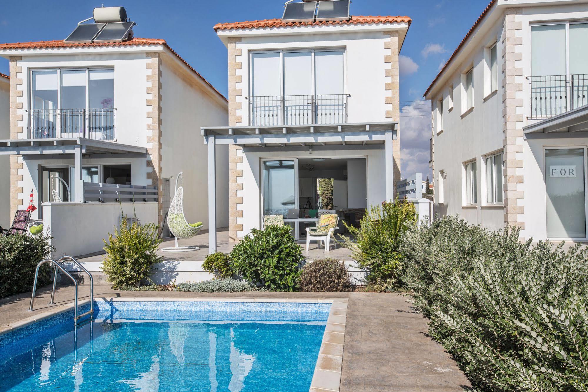 Gorgona Villas Ayia Napa Exterior foto